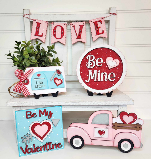 Valentines Shelf Sitter Pieces